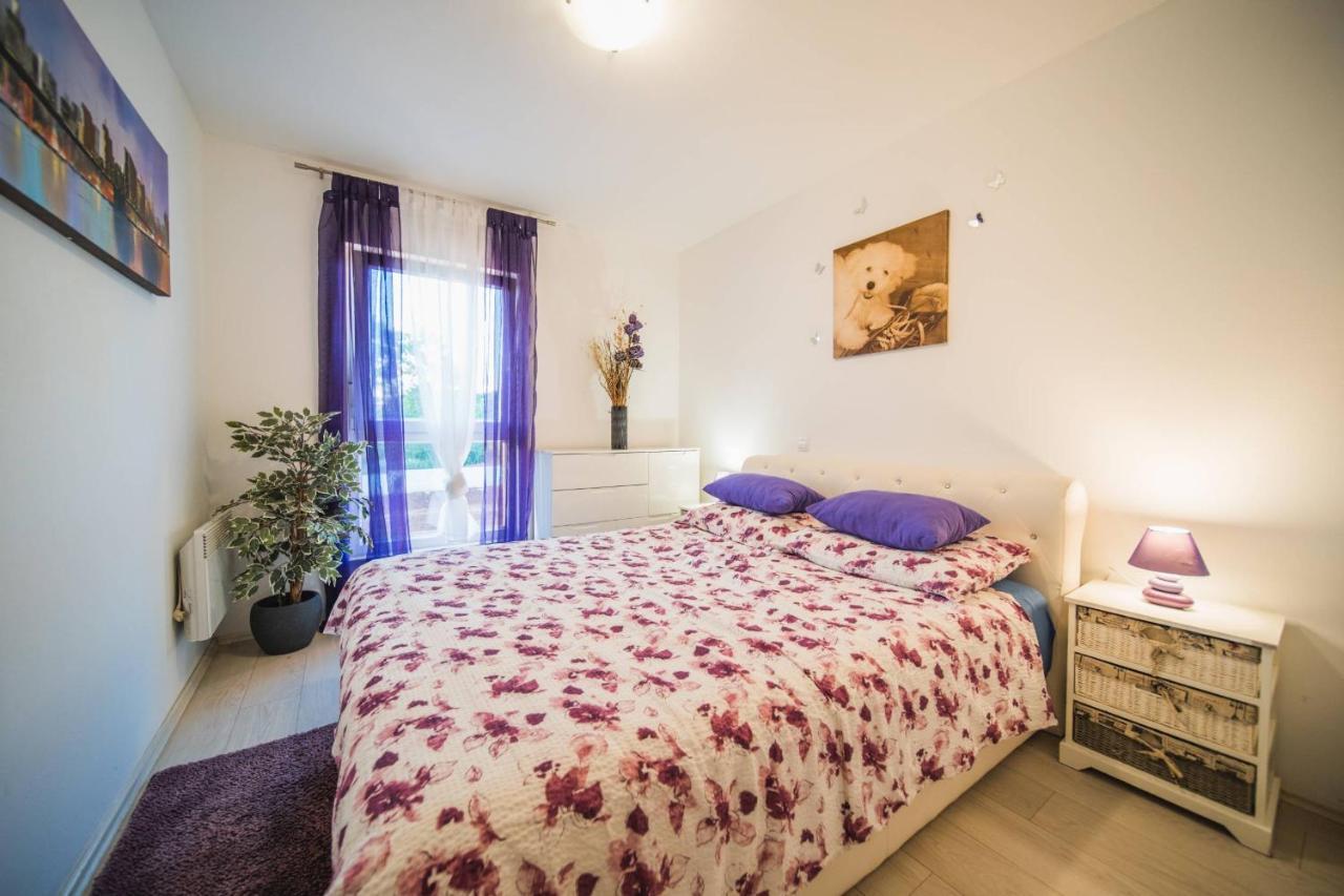 Mimi Munida 128g Apartmán